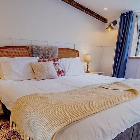Luxury Barn With Hot Tub, Spa Treatments, Private Dining Little Budworth Zewnętrze zdjęcie