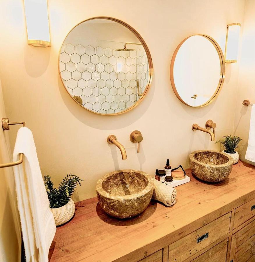 Luxury Barn With Hot Tub, Spa Treatments, Private Dining Little Budworth Zewnętrze zdjęcie