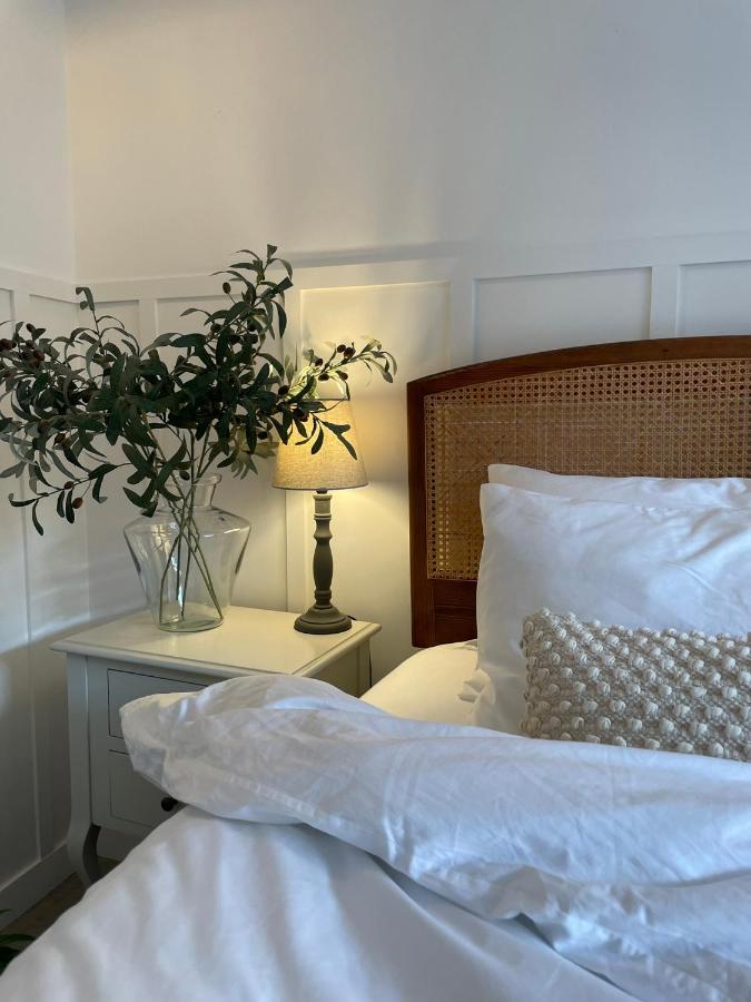 Luxury Barn With Hot Tub, Spa Treatments, Private Dining Little Budworth Zewnętrze zdjęcie